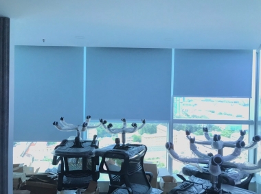 Rèm Cuốn Giải Pháp Chống Nóng Cho Vách Kính Hiệu Quả