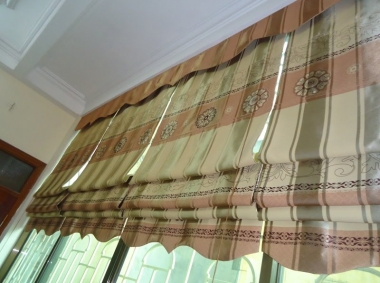 ƯU VÀ NHƯỢC ĐIỂM CỦA MÀN, RÈM ROMAN GIÁ RẺ ĐẸP MÀ BẠN KHÔNG NÊN BỎ QUA