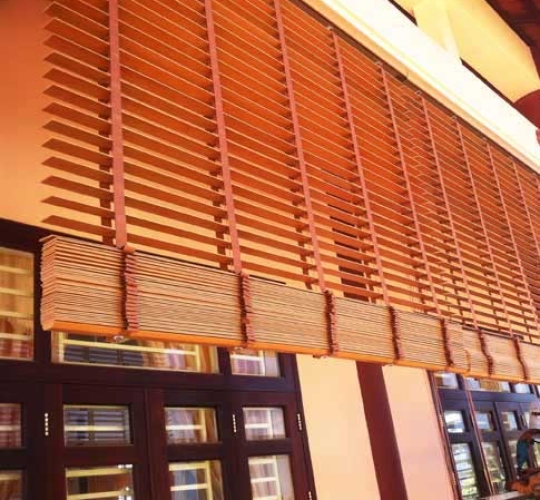 RÈM NHỰA GIẢ GỖ CHUYÊN DÙNG CHO NGOÀI TRỜI NHẬP KHẨU CAO CẤP, GIÁ RẺ 